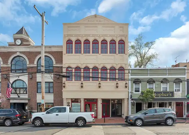 Property at 10 Wall St Unit 3A, Huntington, NY, 11743, 1 bed, 1 bath, [object Object]