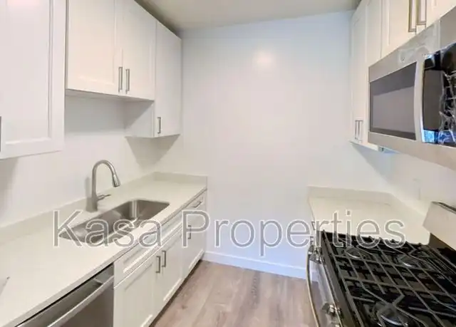 Property at 1947 Oregon St Unit 2, Berkeley, CA, 94703, 2 beds, 1 bath, [object Object]