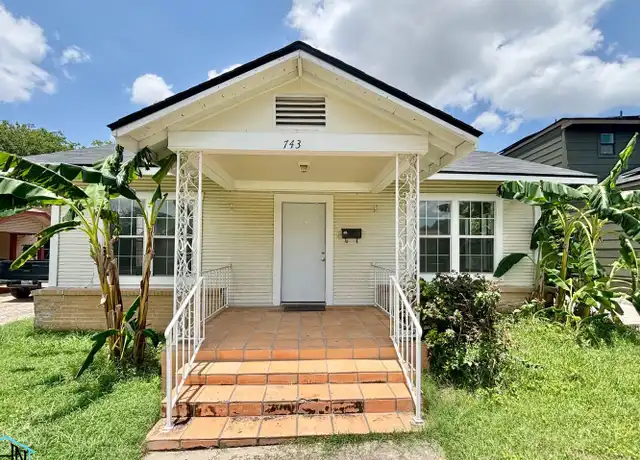 Property at 743 Fulton Ave, San Antonio, TX, 78212, 3 beds, 1 bath, [object Object]