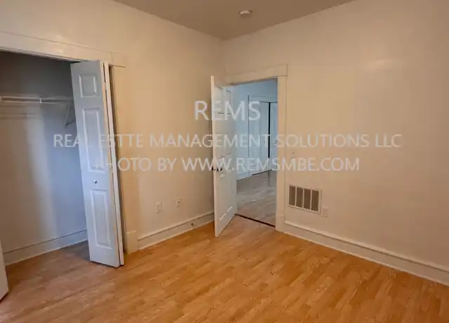 Property at 200 Ash St Unit 7, Baraboo, WI, 53913, 1 bed, 1 bath, [object Object]