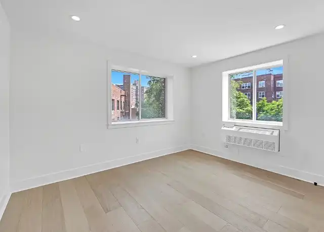 Property at 10210 Queens Blvd, Forest Hills, NY, 11375, 1 bed, 1 bath, [object Object]