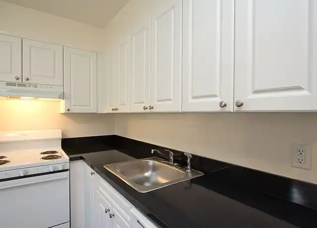 Property at 2 Prospect Pl Unit 2, Ossining, NY, 10562, 2 beds, 1 bath, [object Object]