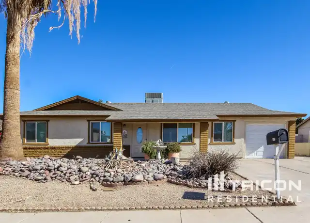 Property at 9837 N 48th Ave, Glendale, AZ, 85302, 4 beds, 2 baths, [object Object]