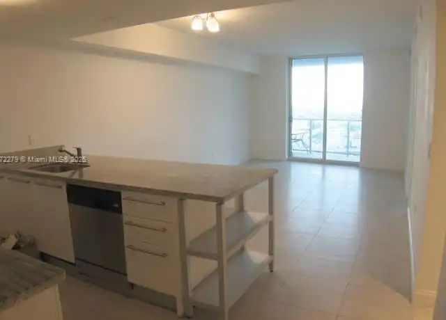 Property at 185 SW 7th St #2803, Miami, FL, 33130, 2 beds, 2.5 baths, [object Object]