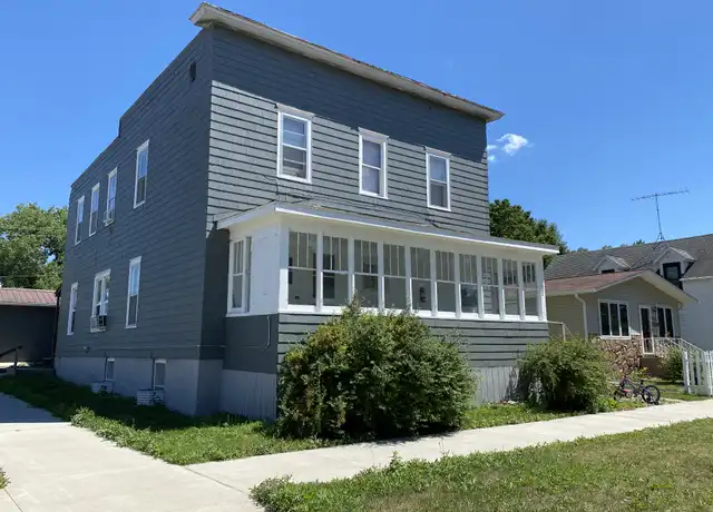 Property at 205 3rd Ave SE Unit 1, Valley City, ND, 58072, 2 beds, 1 bath, [object Object]