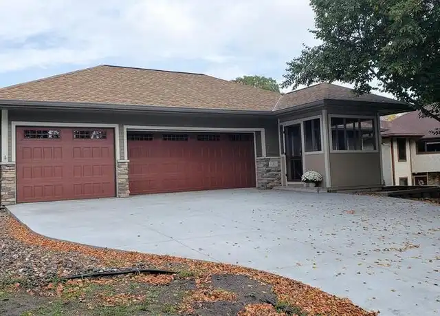 Property at 1005 E River St, Monticello, MN, 55362, 5 beds, 2.5 baths, [object Object]