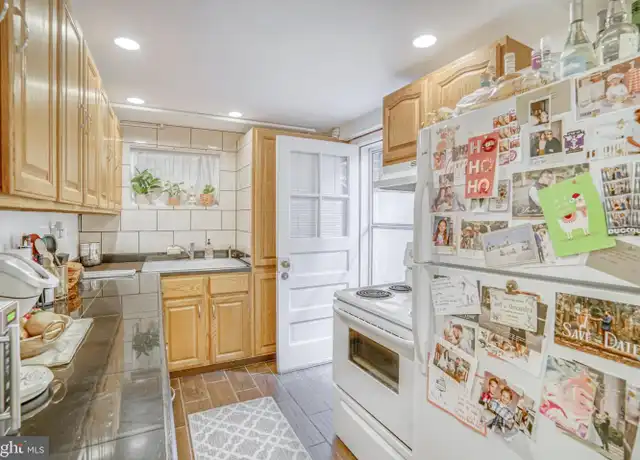 Property at 113 E Taylor Run Pkwy, Alexandria, VA, 22314, 1 bed, 1.5 baths, [object Object]