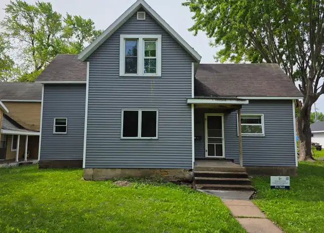 Property at 633 Hudson St, Eau Claire, WI, 54703, 3 beds, 1.5 baths, [object Object]