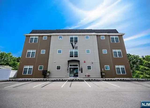 Property at 400 Harrison Ave, Lodi, NJ, 07644, 2 beds, 2 baths, [object Object]