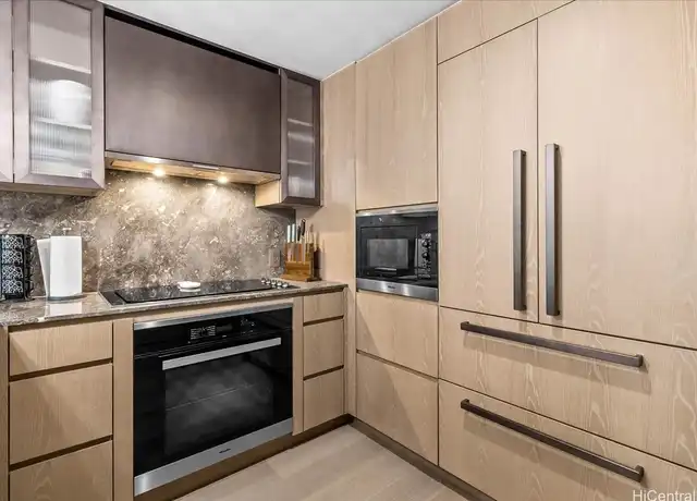 Property at 1000 Auahi St #3107, Honolulu, HI, 96814, 2 beds, 2 baths, [object Object]