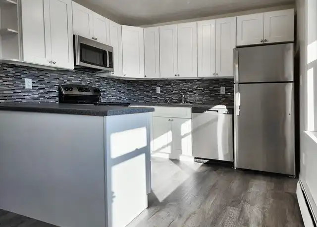 Property at Village Crest Apartments - 510 Maloney Rd, Poughkeepsie, NY, 12603, 1-2 bed, 1 bath, [object Object]