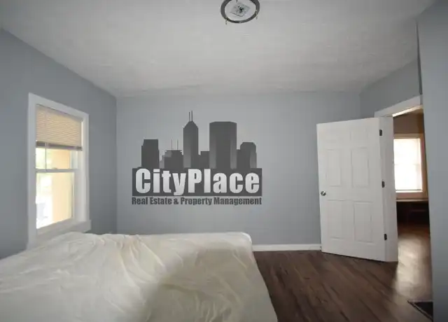 Property at 217 Jefferson Ave, Indianapolis, IN, 46201, 3 beds, 1 bath, [object Object]
