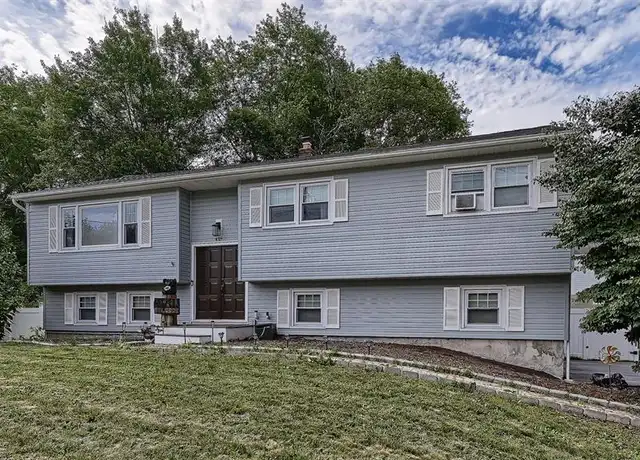 Property at 405 Warwick Tpke, Hewitt, NJ, 07421, 4 beds, 2 baths, [object Object]