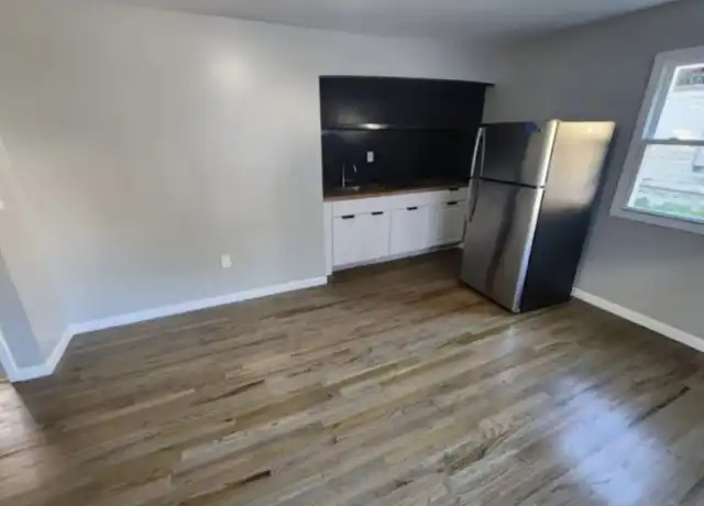Property at 1610 Iranistan Ave Unit b03, Bridgeport, CT, 06604, 0 beds, 1 bath, [object Object]