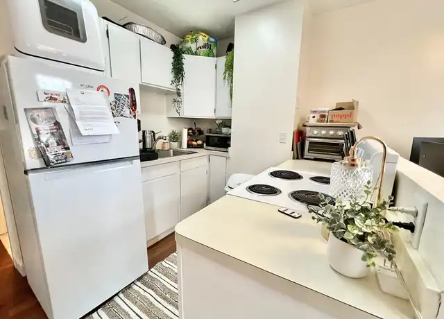 Property at 218 North St, Boston, MA, 02113, 1 bed, 1 bath, [object Object]