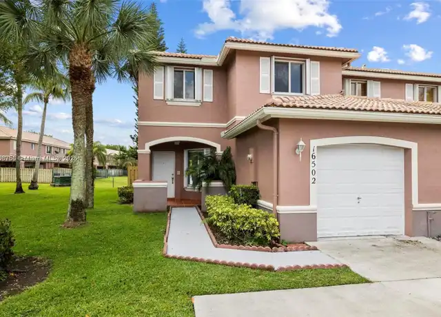 Property at 16502 SW 68th Ter, Miami, FL, 33193, 3 beds, 2.5 baths, [object Object]