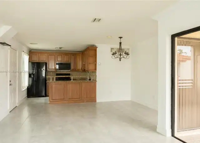 Property at 1096 N Hiatus Rd #1096, Pembroke Pines, FL, 33026, 2 beds, 2 baths, [object Object]