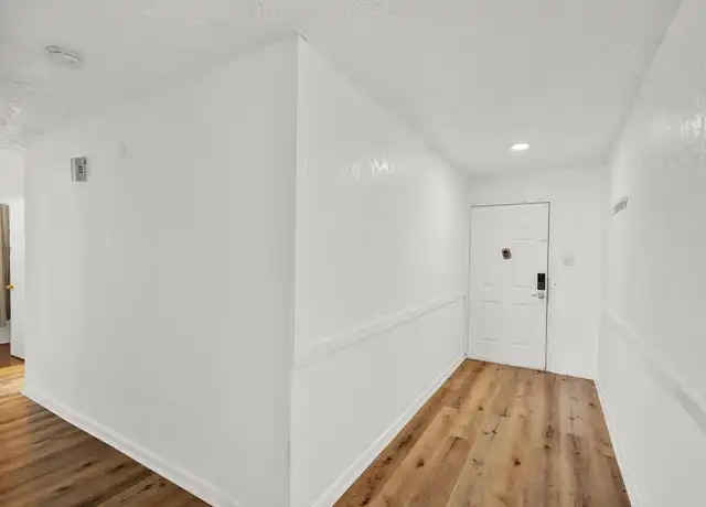 Property at 11419 Graywood Dr, Houston, TX, 77089, 1 bed, 1 bath, [object Object]