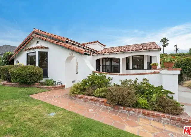 Property at 6111 W 75th St, Los Angeles, CA, 90045, 4 beds, 2 baths, [object Object]