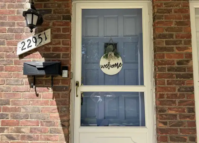 Property at 22951 Gary Ln, St Clair Shores, MI, 48080, 2 beds, 1 bath, [object Object]