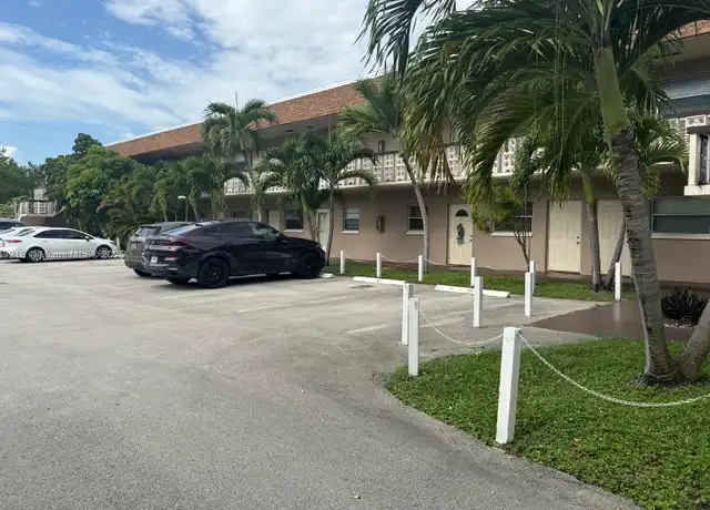 Property at 2836 Fillmore St #32, Hollywood, FL, 33020, 2 beds, 2 baths, [object Object]