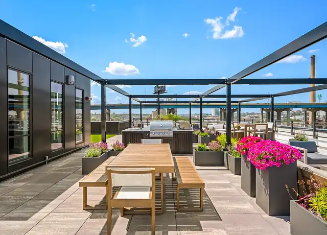 Property at River Place Lofts - 625 W Freshwater Way, Milwaukee, WI, 53204, 1-2 bed, 1-2 bath, [object Object]