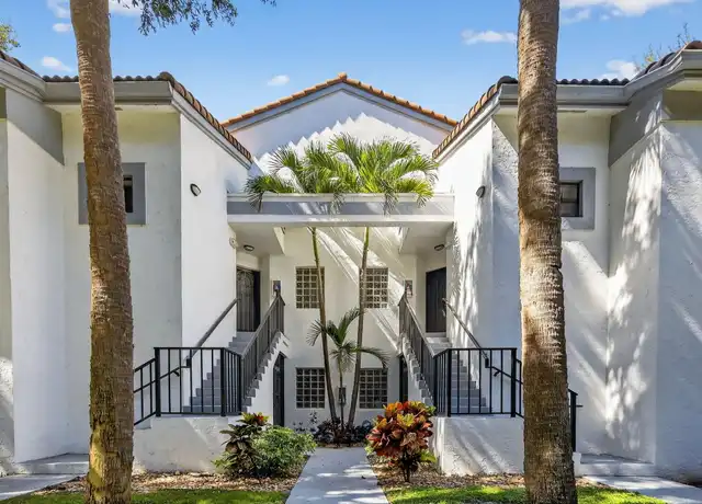 Property at 5475 Verona Dr Unit J, Boynton Beach, FL, 33437, 3 beds, 2 baths, [object Object]