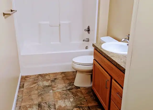 Property at 680 Delaware St Unit 201, Detroit, MI, 48202, 1 bed, 1 bath, [object Object]