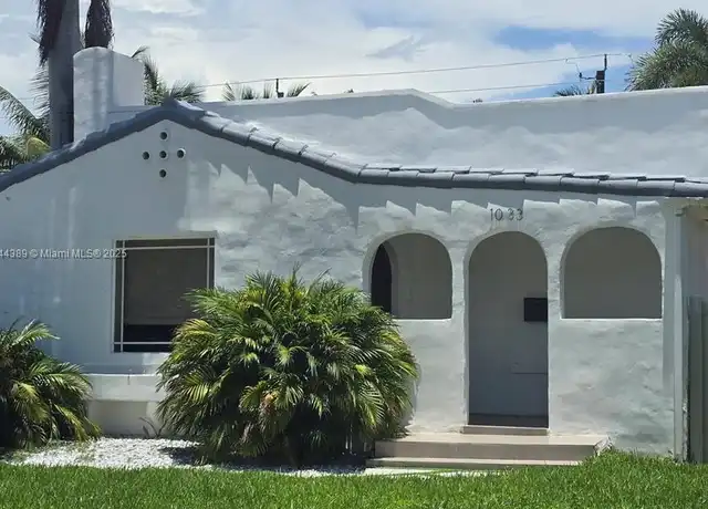 Property at 1033 Tyler St, Hollywood, FL, 33019, 3 beds, 3 baths, [object Object]