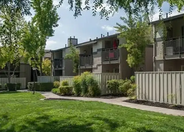 Photo of 1220 Monument Blvd, Concord, CA 94520