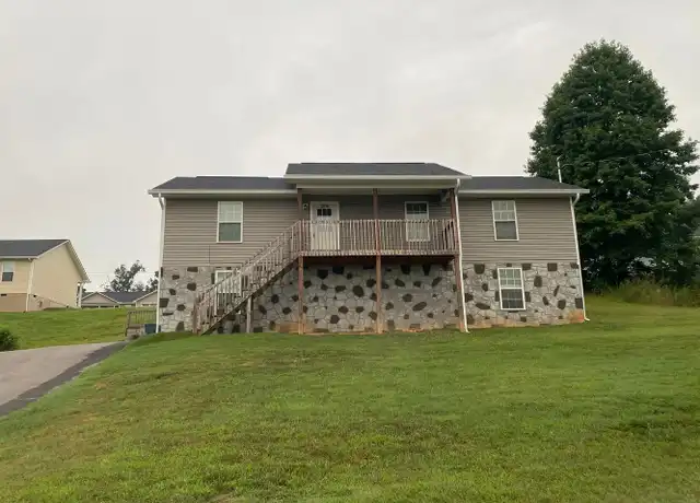 Property at 2014 Jonathan Dr, Baneberry, TN, 37890, 3 beds, 2 baths, [object Object]