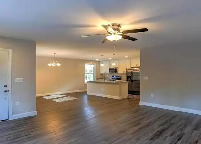Property at 11 Shadowlawn Dr, Asheville, NC, 28806, 3 beds, 2 baths, [object Object]
