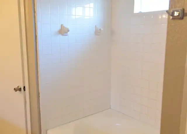 Property at 4313 Janelle Dr, Killeen, TX, 76549, 4 beds, 2 baths, [object Object]