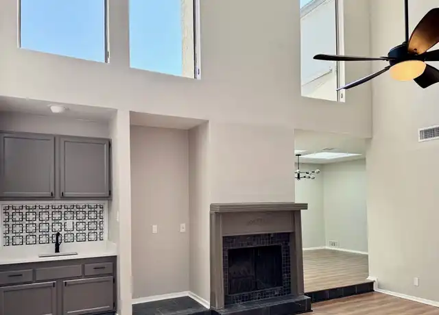 Property at 30 Casa Verde #30, Lakeway, TX, 78734, 3 beds, 2 baths, [object Object]