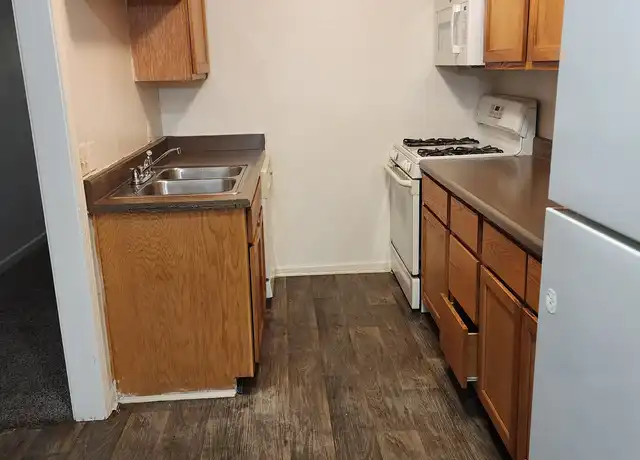 Property at 2120 Hobson Rd Unit A-209, Fort Wayne, IN, 46805, 3 beds, 2 baths, [object Object]