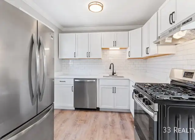Property at 502 Basil Rd, Lake Bluff, IL, 60044, 2 beds, 1 bath, [object Object]