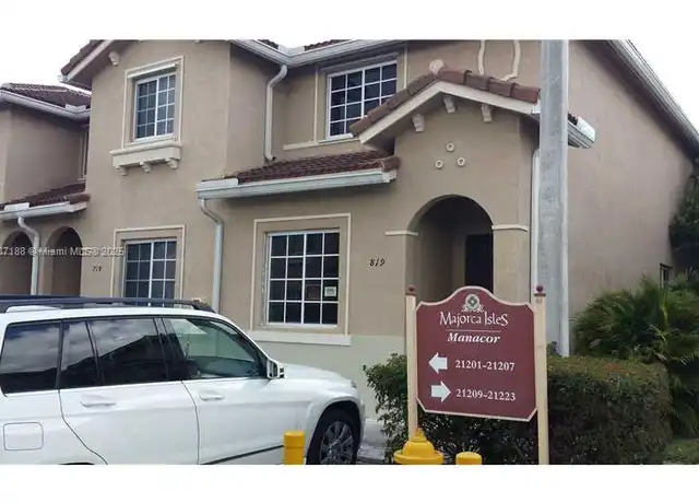 Property at 21205 NW 14th Pl Unit 8-19, Miami, FL, 33169, 3 beds, 3 baths, [object Object]