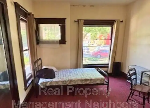Property at 216 Lafayette Ave NE Unit A, Grand Rapids, MI, 49503, 1 bed, 1 bath, [object Object]