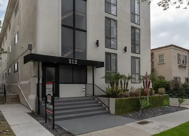 Property at 212 S Arnaz Dr - 212 S Arnaz Dr, Beverly Hills, CA, 90211, 2 beds, 2 baths, [object Object]