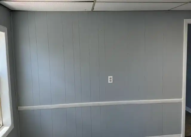Property at 34 Nichols St Unit 2B, Gardner, MA, 01440, 2 beds, 1 bath, [object Object]
