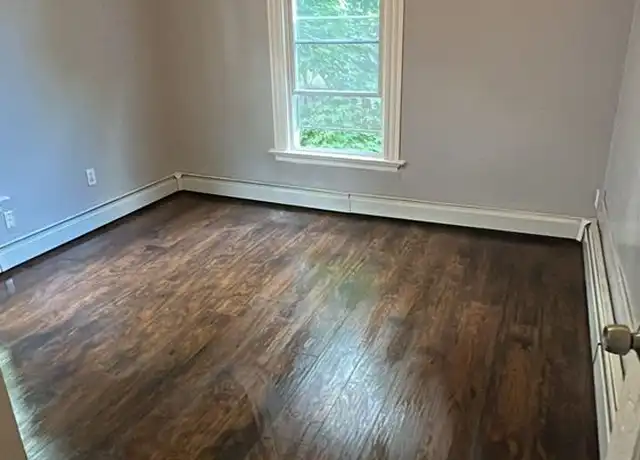 Property at 745 George St Unit 2, New Haven, CT, 06511, 3 beds, 1 bath, [object Object]