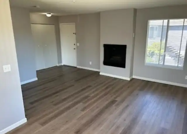 Property at 910 Kirsten Ct, Rohnert Park, CA, 94928, 2 beds, 1 bath, [object Object]