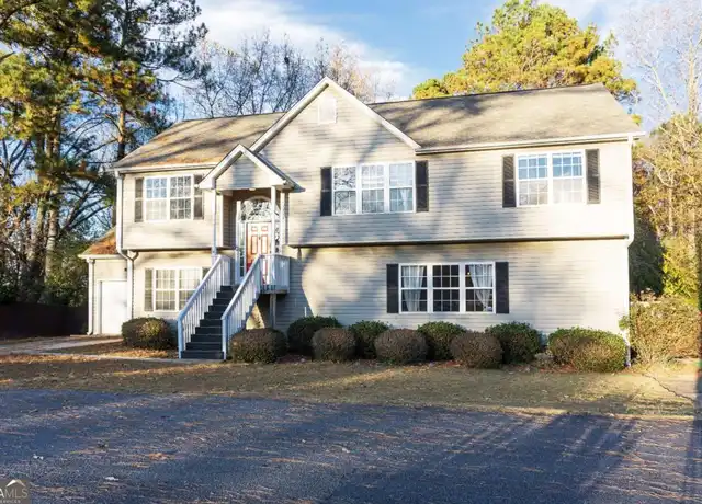 Property at 172 Bankston Rd, Marietta, GA, 30062, 5 beds, 3 baths, [object Object]