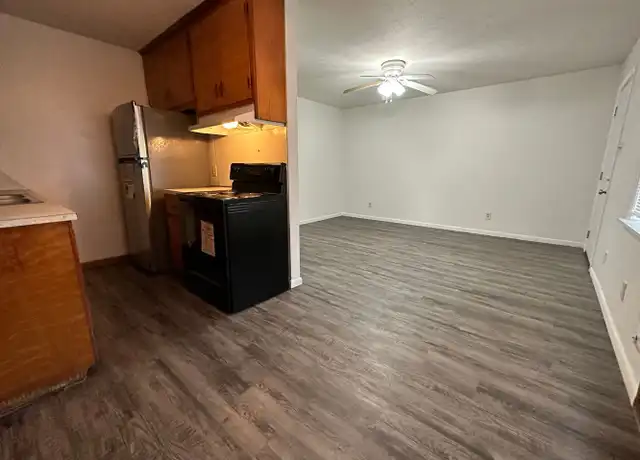 Property at 4000 Park Ave Unit 7, Fort Smith, AR, 72903, 1 bed, 1 bath, [object Object]