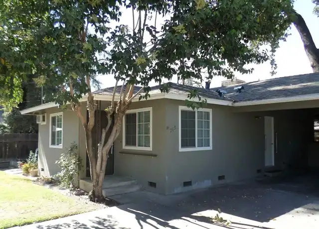 Property at 713 S Oak Park St, Visalia, CA, 93277, 2 beds, 1 bath, [object Object]