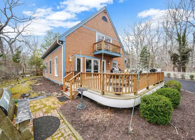 Property at 1745 Bayview Ave, Mattituck, NY, 11952, 4 beds, 2 baths, [object Object]