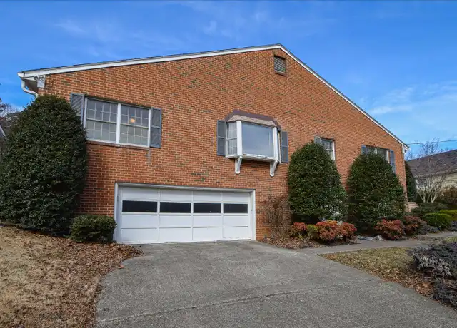 Property at 2309 Carolina Ave SW, Roanoke, VA, 24014, 3 beds, 2 baths, [object Object]