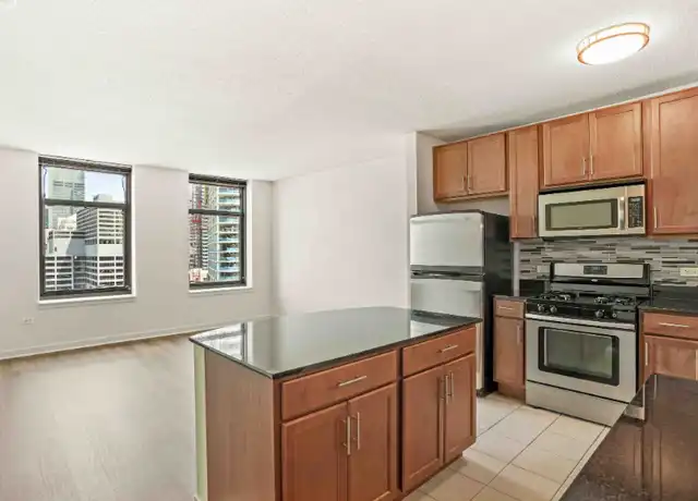 Property at 330 N Clinton St, Chicago, IL, 60661, 0 beds, 1 bath, [object Object]