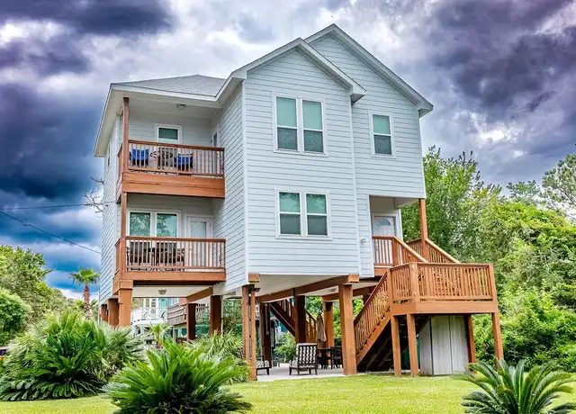 Property at 602 Bradley St, Seabrook, TX, 77586, 2 beds, 2 baths, [object Object]