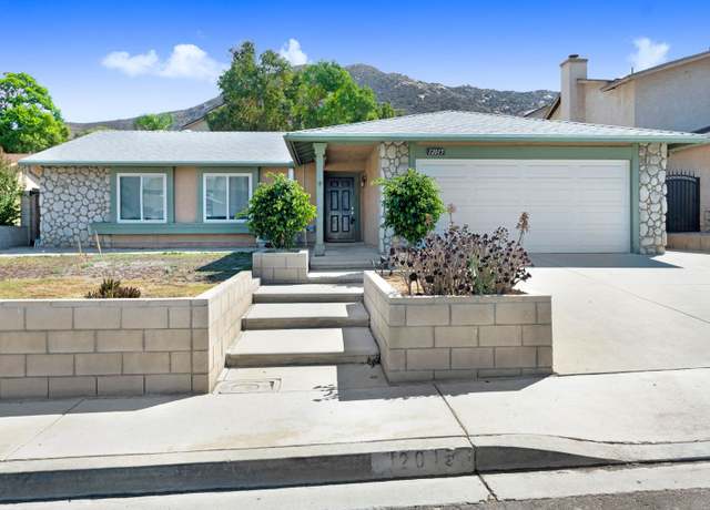 Photo of 12015 Suzanne Dr, Fontana, CA 92337